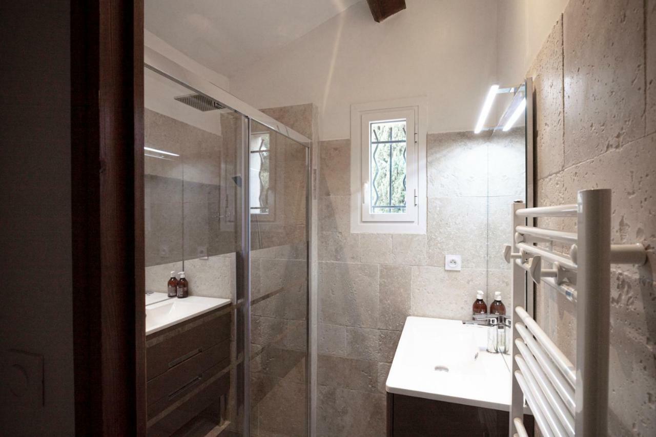 Le Clos Zinou Lambesc Exterior foto